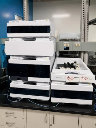 Online Auction: Individor - Pharmaceutical QC & Analytical Equipment